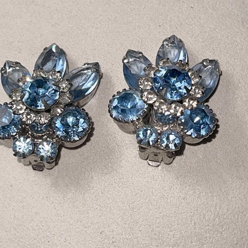 Juliana Vintage Clip On Earrings
